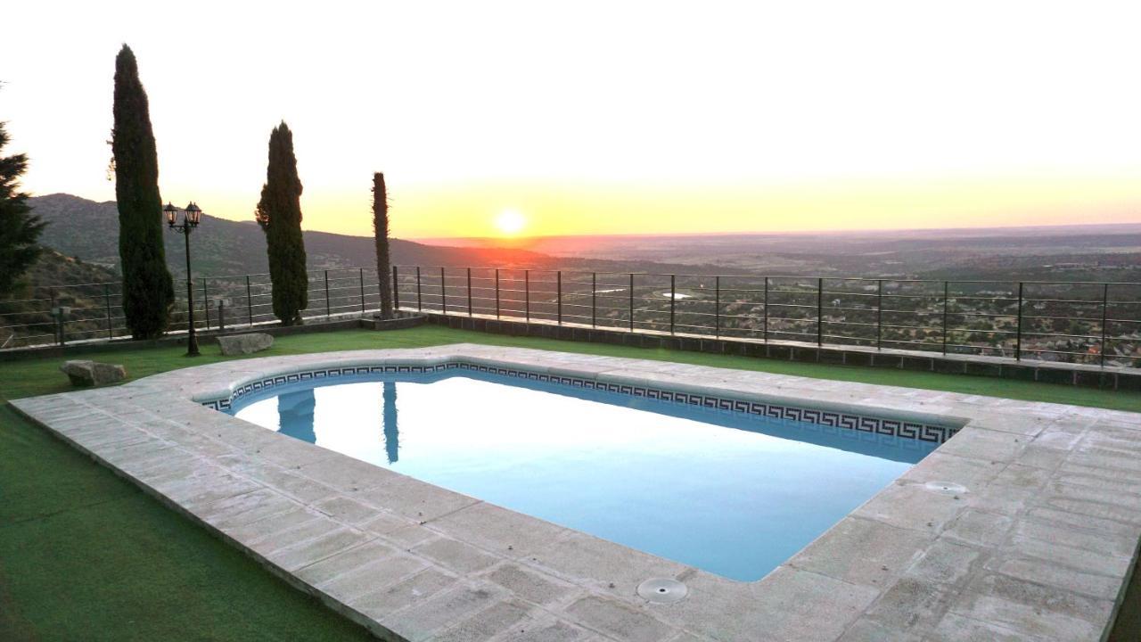 Villa Los Angeles El Espinar Dış mekan fotoğraf